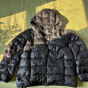 TNA Aritzia Little Puff - Black XL